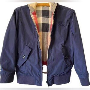 Burberry reversible hooded boys jacket in navy blue